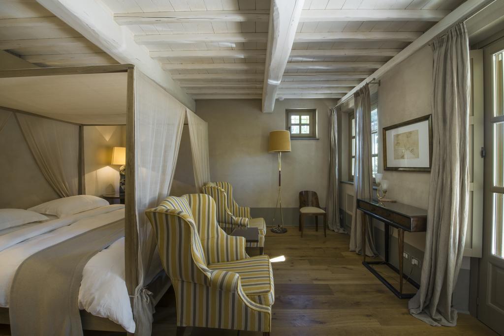 ホテル Locanda Al Colle カマイオーレ 部屋 写真